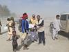 گزارش تصویری / خدمت رسانی کارگزاران حج و زیارت خراسان جنوبی به سیل زدگان سیستان و بلوچستان